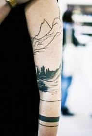 rankos nuostabus juodos ir baltos miško ir kalnų tatuiruotės modelis