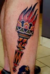 ƙirar tattoo tattoo male shank fentin wutar tattoo hoto