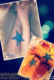 Modni priljubljeni par petokraki vzorec tatoo zvezd