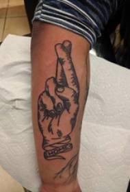 Матеріал татуювання на руці, чоловіча рука, малюнок татуювання чорної руки