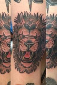 Tatu di tatuu di leone stampa bracciu di ragazzo in tatuaggio di animali foto di tatuu di testa di leone