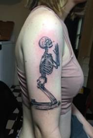 lubanja tetovaža djevojka ruku lizanje tetovaža sliku