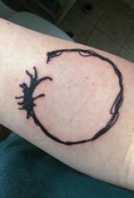 Jednostavna linija tetovaža muška studentica na užetu jednostavna slika tetovaže crte