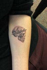 skull tattoo girl on the arm skull tattoo domineering pictures