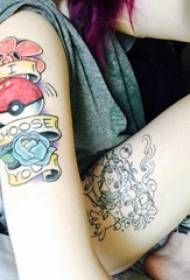 ເດັກຍິງອາວຸດແຕ້ມຮູບສັດກາຕູນ Pokemon Tattoo ຮູບ