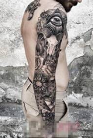 Domineering male arm on black gray point thorn skill figure portrait flower arm tattoo pattern