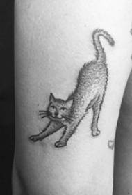 Brazo del niño en el punto gris negro espina línea simple imagen de tatuaje de gato de animal pequeño