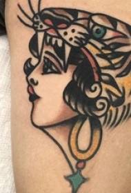 Meitene ar rokām apgleznota akvareļa skice radoša tikai skaistas meitenes portreta tetovējuma attēls