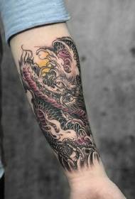 Arm dragon in the day tattoo pattern