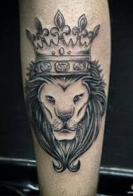 motif de tatouage gris noir couronne de veau lion