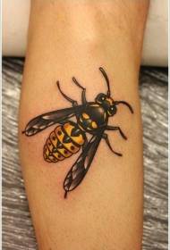 Πολύχρωμο μοτίβο τατουάζ μελισσών στο πόδι