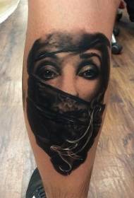 Нога реалізм стиль барвисті жінка татуювання візерунок