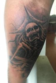 skullTattoo estati ti towo bèf gason sou foto tatoo zo bwa tèt la