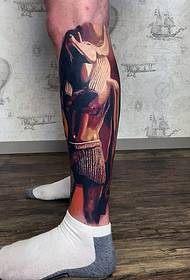 ben 3D egyptisk statue på tatoveringsmønster