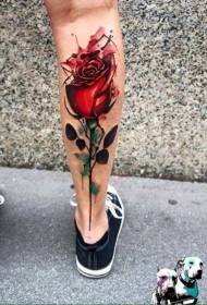 Kojos dažytos vėjo didžiojo rožės tatuiruotės piešiniu