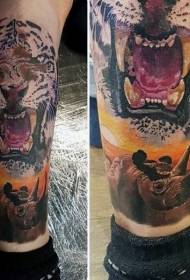 Mibanda warna legok macan sareng badak gambar tato