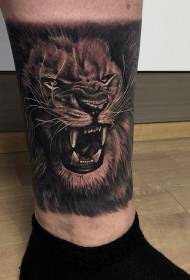 Mguu kweli mtazamo wa mtindo simba fuvu tattoo