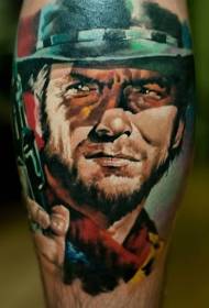 Tatuaggio ritratto Clint Eastwood di colore delle gambe