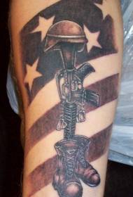 Patró commemoratiu del tatuatge de la pistola de l'exèrcit marró de la cama