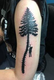 큰 팔과 큰 나무 문신 그림에 식물 문신 남성 캐릭터