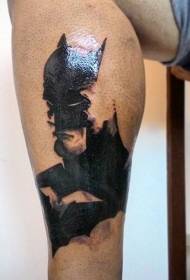 Wzór tatuażu portret łydki czarny Batman