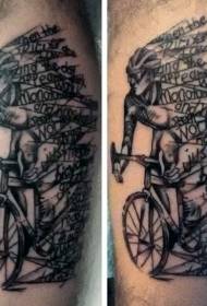 Itim na kulay abo na rider ng bisikleta na may pattern ng sulat ng tattoo