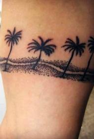 ヤシの木のタトゥーパターンと黒のとげのあるビーチ