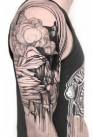 Tamno crni raspršeni uzorak tetovaže s velikim položajem ruku