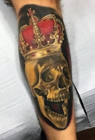 Wzór tatuażu korona czaszki realistyczny kolor łydki