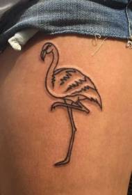 Augšstilba melnas līnijas stāvošs flamingo tetovējuma raksts