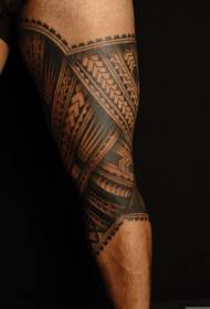 Pale ea tattoo ea leg Polynesian totem