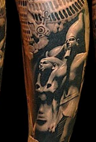 写实风格逼真的黑白各种埃及雕像纹身图案