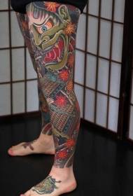 Нога маска у азијском стилу ногу и узорак самурајске тетоваже