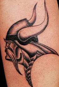 Patró de tatuatge de guerrer víking gris fosc