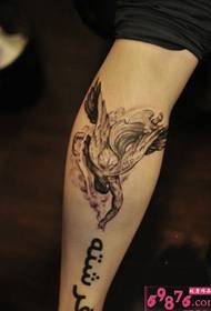 Padajúce anjel teľa tetovanie obrázok
