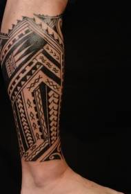 Чорны палінезійскі малюнак татуіроўкі на татэі
