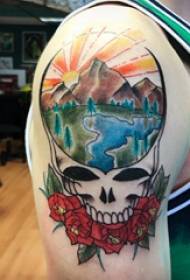Tatuagens de braço grande duplo parte superior do braço grande masculino e fotos de tatuagem de paisagem