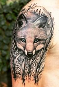 ເດັກຊາຍແຂນໃຫຍ່ໆຢູ່ເທິງຈຸດສີ ດຳ ຕົ້ນໄມ້ທີ່ງ່າຍດາຍແລະເປັນຮູບແຕ້ມ tattoo Fox