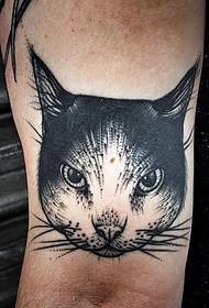 Big arm European and American personality cat head tattoo pattern
