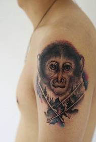 बड़ा हाथ और गरीब बंदर टैटू टैटू
