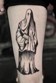 Coscia di ragazzo maschio coscia tatuata sull'immagine nera del tatuaggio del fantasma