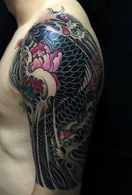 Big arm color Japanese squid tattoo pattern is very handsome