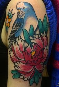 Big arm European and American school bird peony flower tattoo pattern