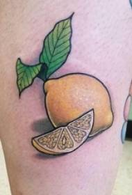 纹身柠檬水 女生大腿上彩色的柠檬纹身图片