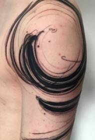 男生大臂上黑色点刺抽象线条水墨纹身图片