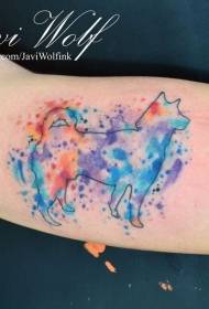 Patrón de tatuaje de tinta de salpicaduras de color de línea de brazo grande