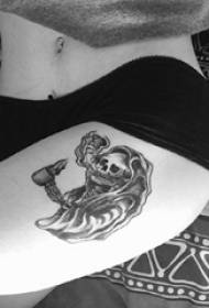 skull tattoo girl thighs licking tattoo pictures