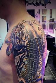 Lielo roku kalmāru tetovējums attēlā - zīlēšana