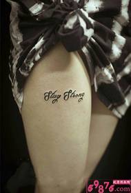 Gambar tato paha huruf Inggris singkat