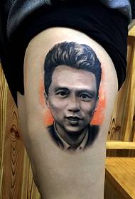 Uewerschenkel Mann Portrait Tattoo